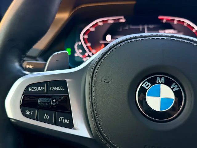 BMW X5 xDrive40i|M SPORT|PREM ESSENTL|22 INCH WHEELS| All Wheel Drive - автомобили, коли, обяви за нови и употребявани 17