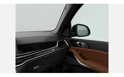 BMW X5 xDrive50e - автомобили, коли, обяви за нови и употребявани 9