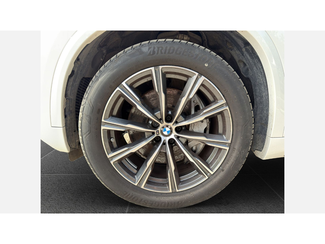 BMW X5 xDrive50e - автомобили, коли, обяви за нови и употребявани 4
