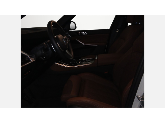BMW X5 xDrive50e - автомобили, коли, обяви за нови и употребявани 5