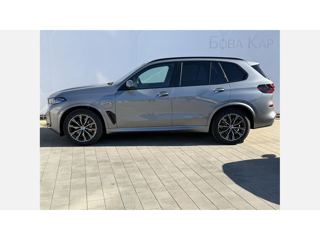 BMW X5 xDrive50e - автомобили, коли, обяви за нови и употребявани 2