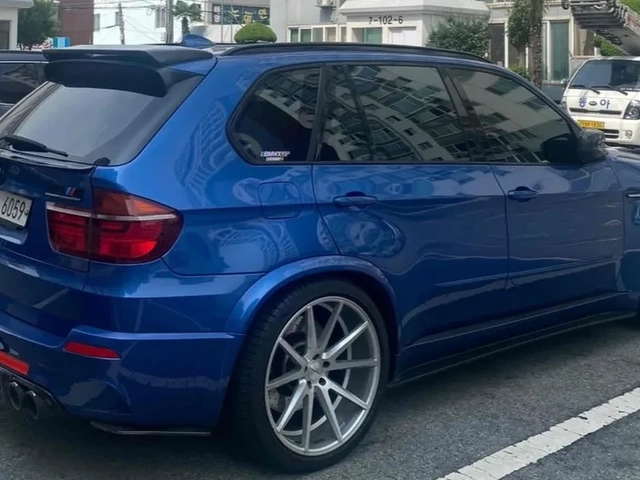 BMW X5M - автомобили, коли, обяви за нови и употребявани 1