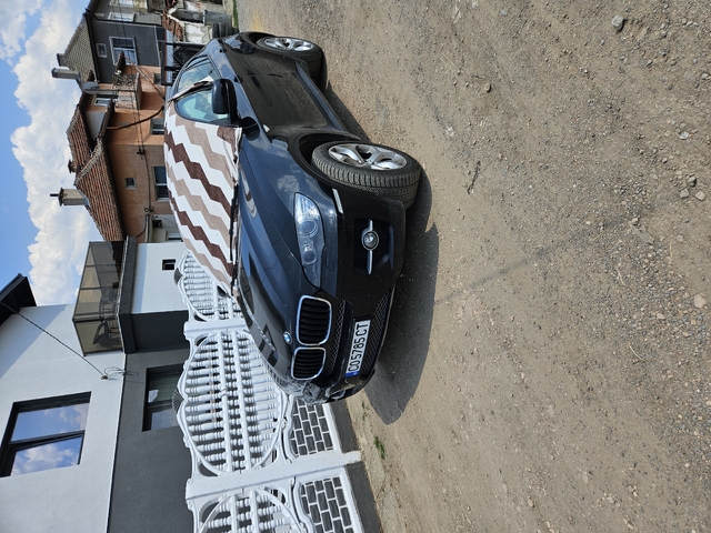 BMW X6, 2011 г., 208000 км, 145 к.с. - автомобили, коли, обяви за нови и употребявани 0