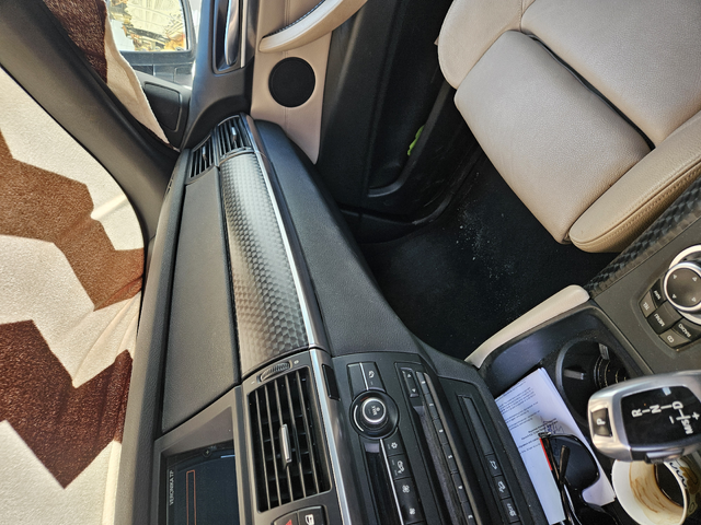 BMW X6, 2011 г., 208000 км, 145 к.с. - автомобили, коли, обяви за нови и употребявани 1