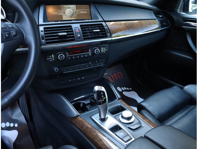 BMW X6 35d/M-Perf/Подгрев/PDC/Шибедах/F1 - автомобили, коли, обяви за нови и употребявани 9