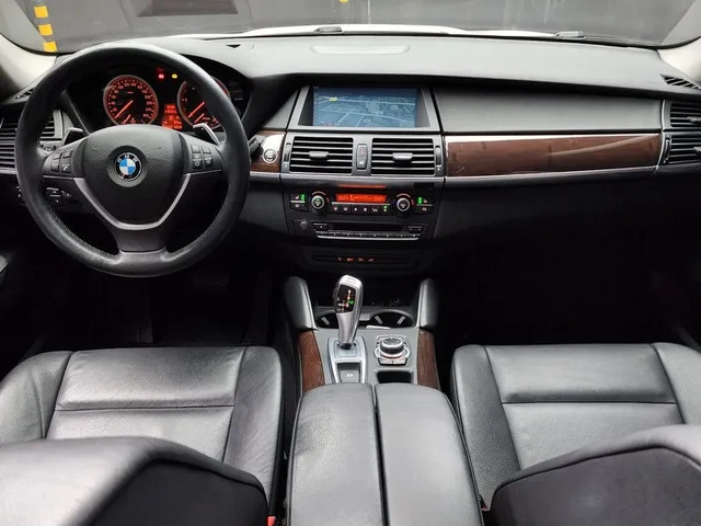 BMW X6 30D - автомобили, коли, обяви за нови и употребявани 6