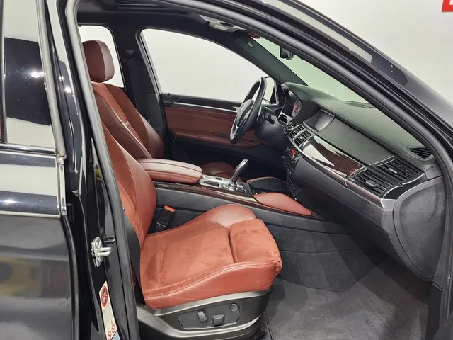 BMW X6 30D - автомобили, коли, обяви за нови и употребявани 10