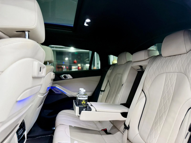 BMW X6 Xdrive* М* Лизинг* Iconic Glow* iDrive* Sky Lounge - автомобили, коли, обяви за нови и употребявани 13