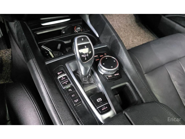 BMW X6 3.0D xDrive* HARMAN KARDON* DIGITAL* HEAD-UP* 360* - автомобили, коли, обяви за нови и употребявани 12