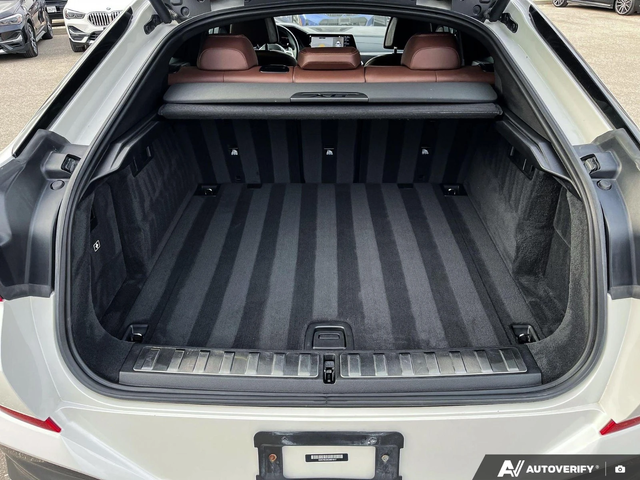 BMW X6 * М-Package* * HeadUp* AвтоКредит* (ЦЕНА ДО БГ) - автомобили, коли, обяви за нови и употребявани 9