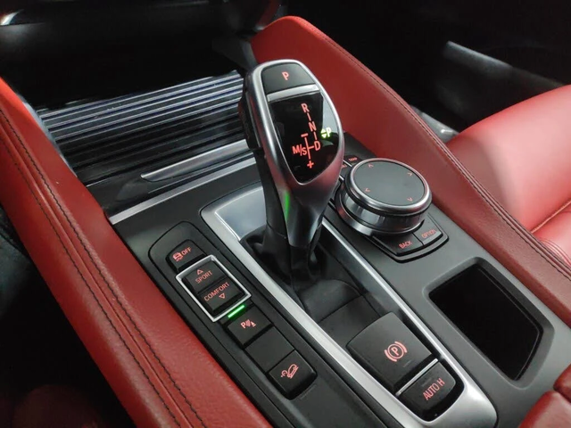 BMW X6 * xDrive * * HeadUp* AвтоКредит* (ЦЕНА ДО БГ) - автомобили, коли, обяви за нови и употребявани 12