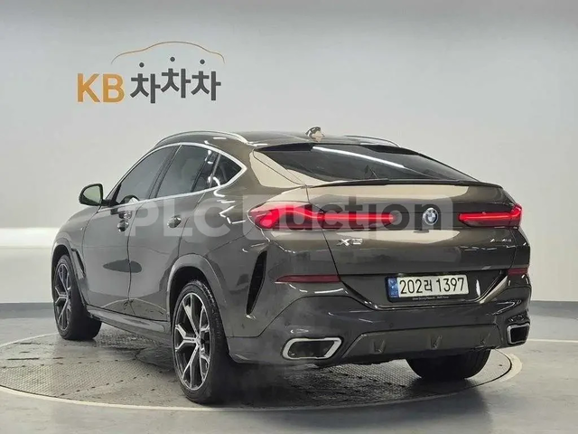 BMW X6 2021* M-PK* HARMAN* LASER* B58* DISTRONIK* КРАЙНА - автомобили, коли, обяви за нови и употребявани 2