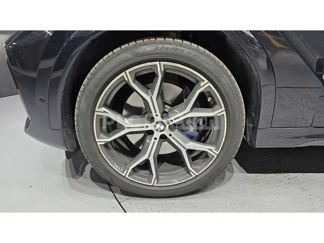 BMW X6 ПОДГРЕВИ * ПАНО * HEAD-UP * KEYLESS - автомобили, коли, обяви за нови и употребявани 4