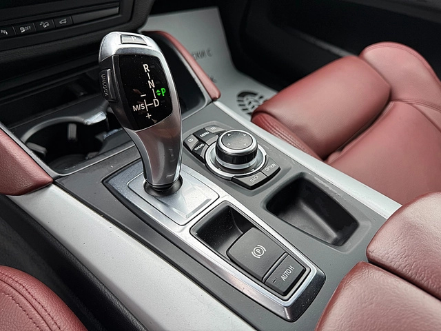 BMW X6 FACE-SPORT PAKET-KAMERA-NAVI-BEXENON-GERMANIA !!! - автомобили, коли, обяви за нови и употребявани 9