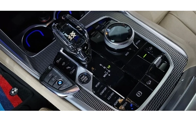 BMW X6 M ПАКЕТ/ ОБДУХ/ HEAD-UP/360CAM/ H&K/ Gesture Contr - автомобили, коли, обяви за нови и употребявани 8