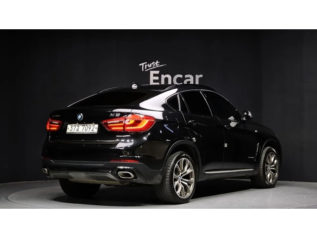 BMW X6 40D* Обдух* HUD*  H/K* 360* Pano* Крайна цена* - автомобили, коли, обяви за нови и употребявани 2