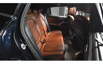 BMW X6 M50i* LASER* DISTRONIC* ОБДУХВАНЕ* 360* HUD* - автомобили, коли, обяви за нови и употребявани 9