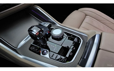 BMW X6 Xdrive40i M-PACK* HARMAN KARDON* LASER* HEADUP* 36 - автомобили, коли, обяви за нови и употребявани 8