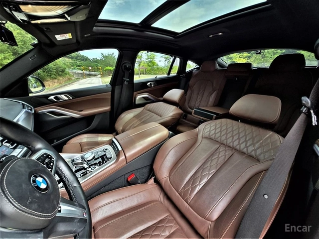 BMW X6 M* SPORT* LASER* ОБДУХВАНЕ* ДИСТРОНИК* МАСАЖ* - автомобили, коли, обяви за нови и употребявани 12
