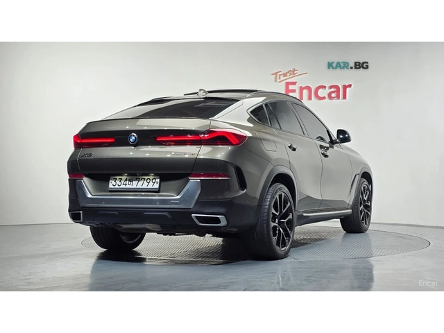 BMW X6 M* ОБДУХВАНЕ* ВЪЗДУХ* КАМЕРА* HEADUP* ПАМЕТ - автомобили, коли, обяви за нови и употребявани 1