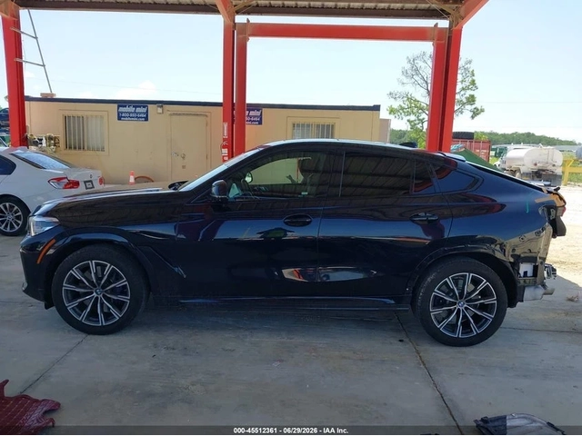 BMW X6 XDRIVE40I - автомобили, коли, обяви за нови и употребявани 13