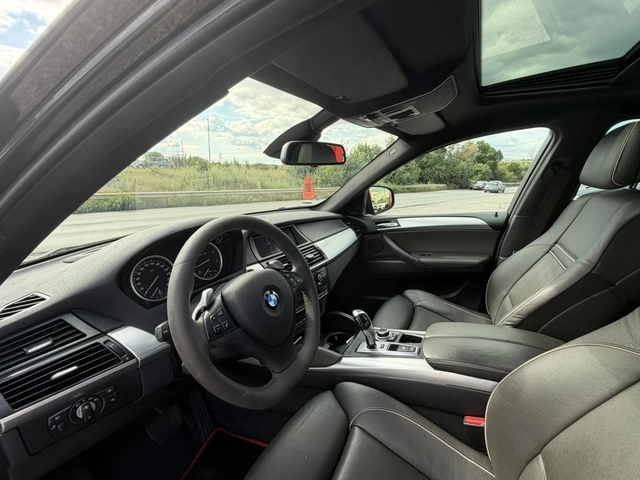 BMW X6 - автомобили, коли, обяви за нови и употребявани 12