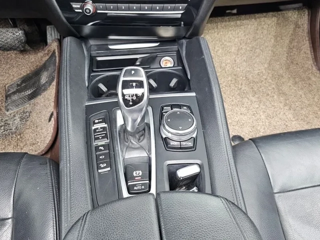 BMW X6 3.0D - автомобили, коли, обяви за нови и употребявани 8