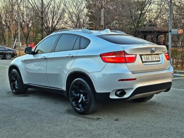BMW X6 3.0D - автомобили, коли, обяви за нови и употребявани 5