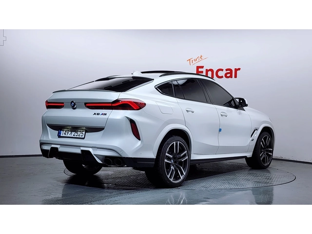 BMW X6 M* ЧИСТОКРЪВНА М-КА* FULL* FULL* ЛИЗИНГ - автомобили, коли, обяви за нови и употребявани 1