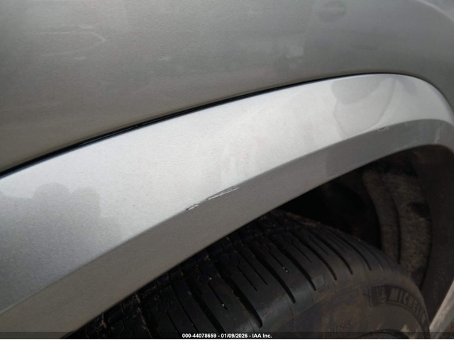 BMW X6 M 4.4L V-8 DI, DOHC, VVT, TURBO, 600HP All Wheel Drive - автомобили, коли, обяви за нови и употребявани 5