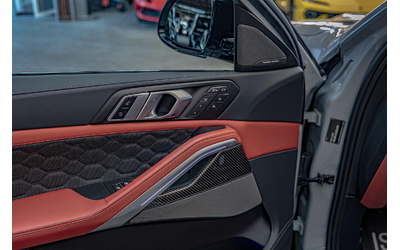 BMW X6 M/Competition/Harman Kardon/HuD/Карбон/Камера 360/Масаж - автомобили, коли, обяви за нови и употребявани 11
