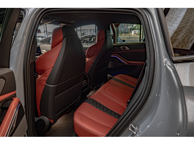 BMW X6 M/Competition/Harman Kardon/HuD/Карбон/Камера 360/Масаж - автомобили, коли, обяви за нови и употребявани 9