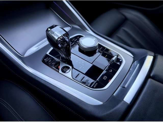 BMW X6 X6 30d xDrive M Pack - автомобили, коли, обяви за нови и употребявани 7