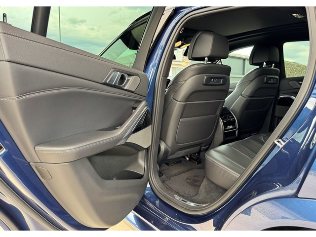 BMW X6 X6 40d xDrive M-Sport - автомобили, коли, обяви за нови и употребявани 8