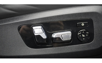 BMW X6 X6 M Competition - автомобили, коли, обяви за нови и употребявани 8