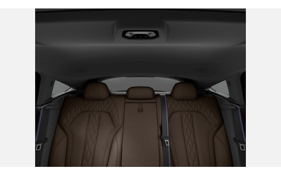 BMW X6 xDrive30d - автомобили, коли, обяви за нови и употребявани 11