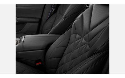 BMW X6 xDrive30d - автомобили, коли, обяви за нови и употребявани 8