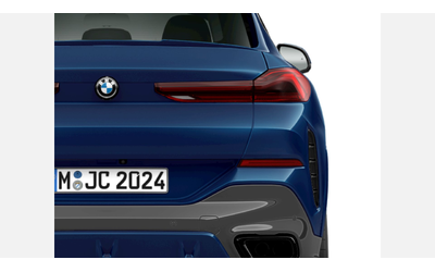 BMW X6 xDrive30d - автомобили, коли, обяви за нови и употребявани 6
