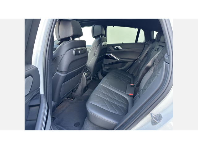 BMW X6 xDrive30d M Sport - автомобили, коли, обяви за нови и употребявани 9