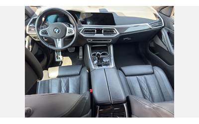 BMW X6 xDrive40d - автомобили, коли, обяви за нови и употребявани 6