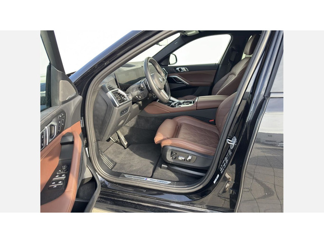 BMW X6 xDrive40d M Sport - автомобили, коли, обяви за нови и употребявани 7