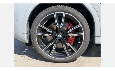 BMW X6 xDrive40d M Sport - автомобили, коли, обяви за нови и употребявани 4