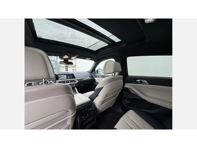 BMW X6 xDrive40i - автомобили, коли, обяви за нови и употребявани 10