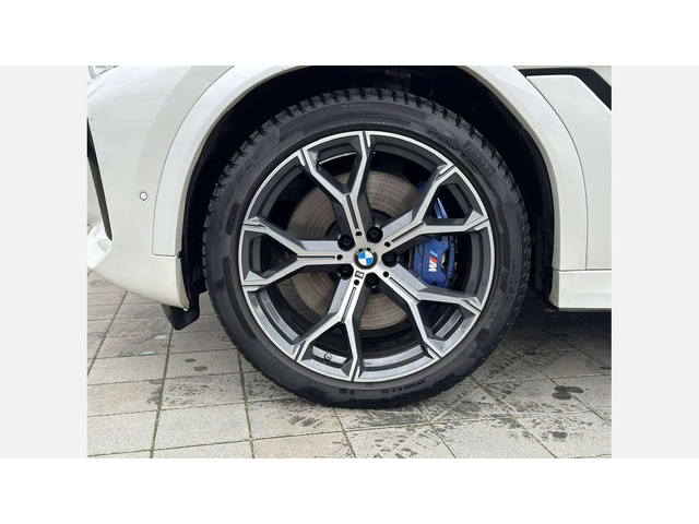 BMW X6 xDrive40i - автомобили, коли, обяви за нови и употребявани 4