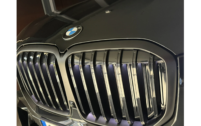 BMW X7 40 d M - автомобили, коли, обяви за нови и употребявани 9