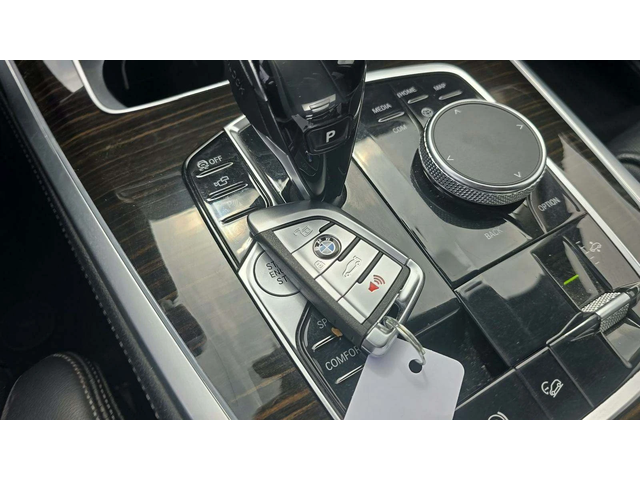 BMW X7 МАСАЖ* ОБДУХ* ВАКУМ* 360* HEADUP* 7МЕСТА* HARMAN* - автомобили, коли, обяви за нови и употребявани 11