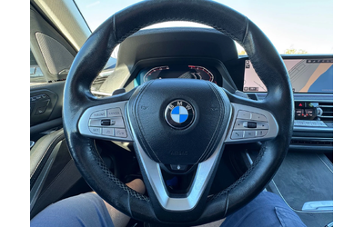 BMW X7 Mineral White Metallic - автомобили, коли, обяви за нови и употребявани 7