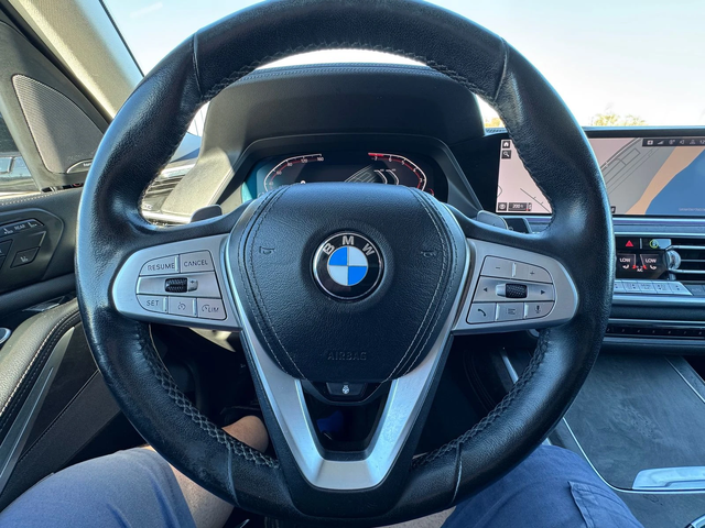 BMW X7 Mineral White Metallic - автомобили, коли, обяви за нови и употребявани 7