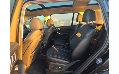 BMW X7 Black Sapphire Metallic - автомобили, коли, обяви за нови и употребявани 10