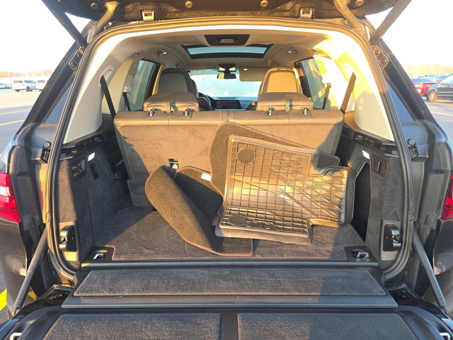 BMW X7 Black Sapphire Metallic - автомобили, коли, обяви за нови и употребявани 14